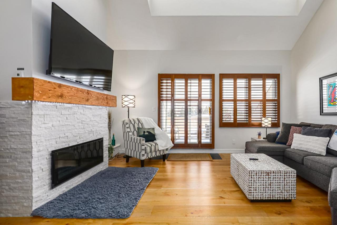 Stunning Townhouse - 3 Bdrm Blue Mountain Village Sauna! Блу Маунтинс Екстериор снимка